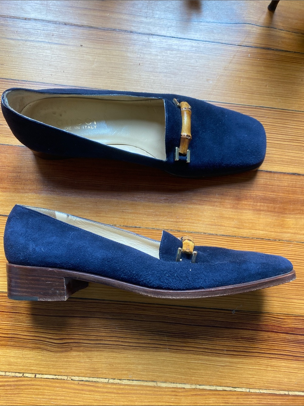 Y2K vintage Gucci Navy Suede Loafers with Bamboo Bit